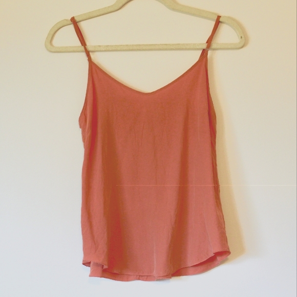Wilfred | Silk Crepe Minou Camisole Tank Top - Picture 2 of 4